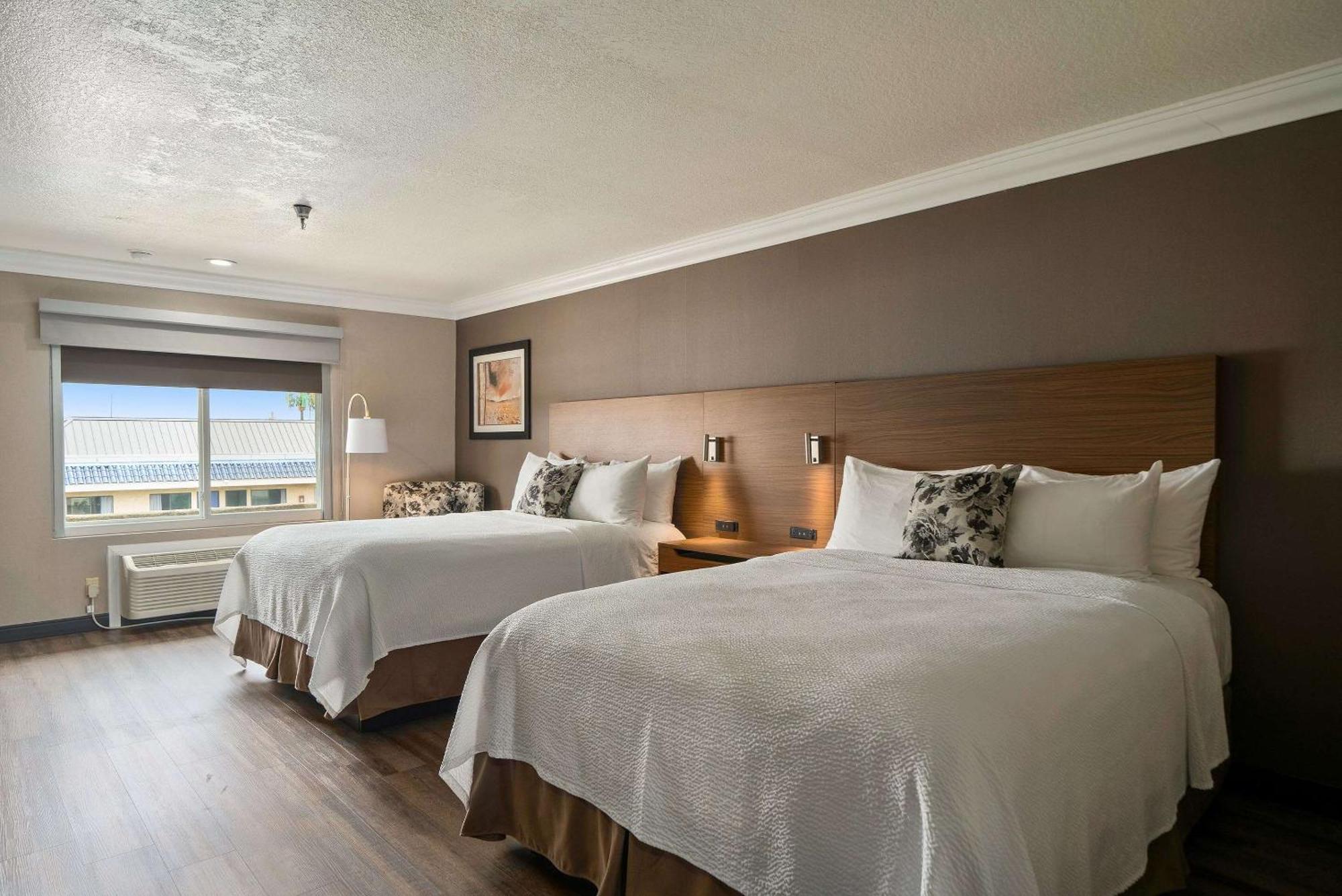 Best Western Plus Newport Mesa Inn Costa Mesa Kültér fotó